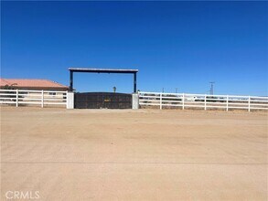 Building Photo - 11164 White Rd