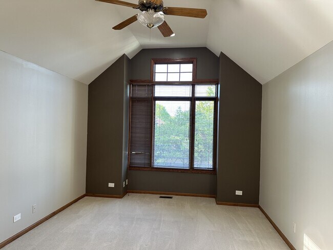 Foto del edificio - 1134 S Hiddenbrook Trail