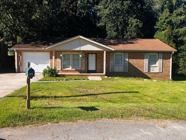 Building Photo - 102 Eagle Dr