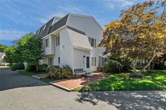 Building Photo - 364 Bellevue Ave