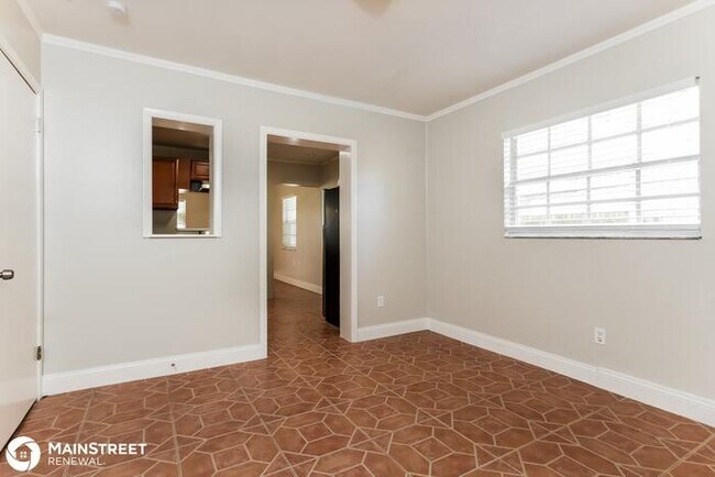 Foto del edificio - 3315 W Paxton Ave, Tampa, FL 33611