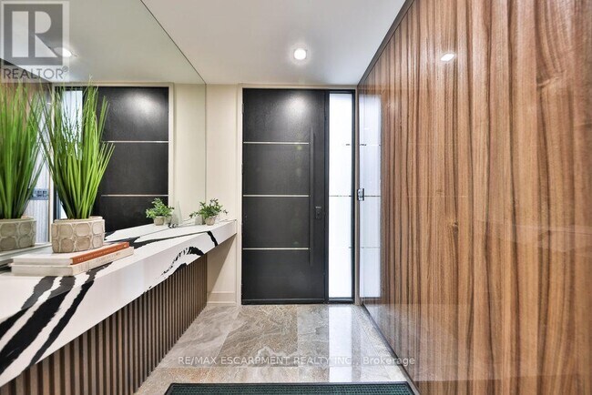 Photo du bâtiment - 55 W 22nd St