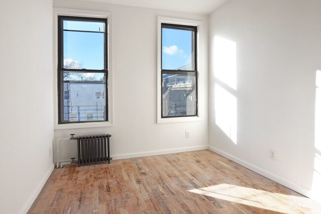 Building Photo - 67-06 64th St
