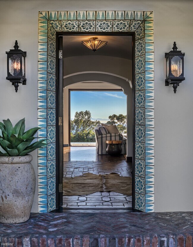 Foto del edificio - 1540 Knoll Cir Dr