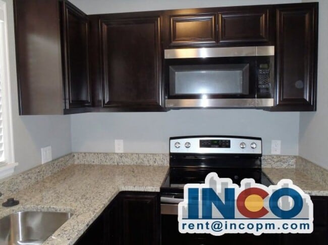 Photo - 435 S Bryant St House