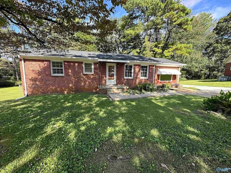 Primary Photo - 3309 Kavanaugh Cir NW