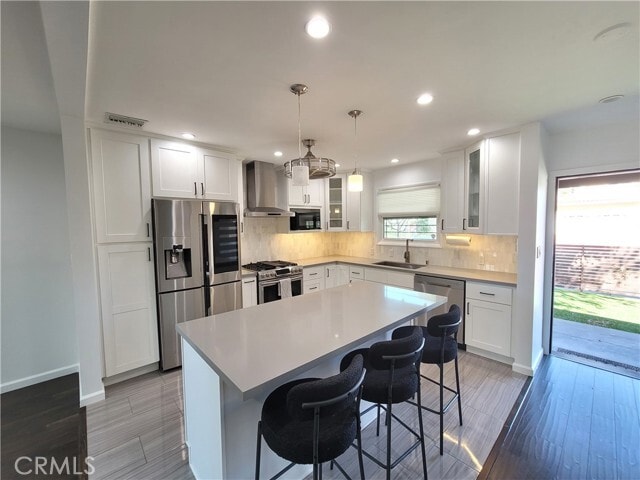 Foto del edificio - 18200 Ingomar St