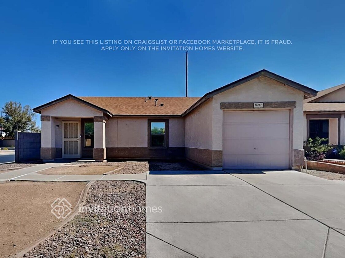 Foto principal - 11813 W Wethersfield Rd