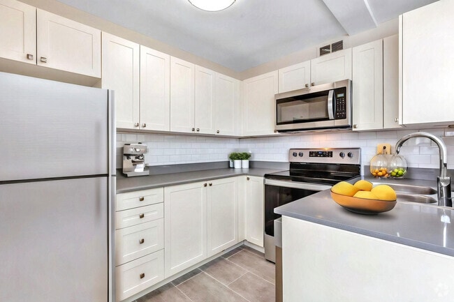 Interior Photo - Colonel By Towers