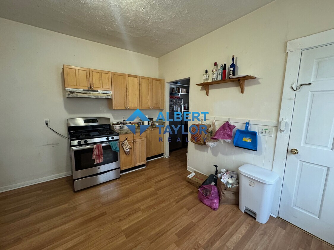 Foto principal - 528 Cambridge St