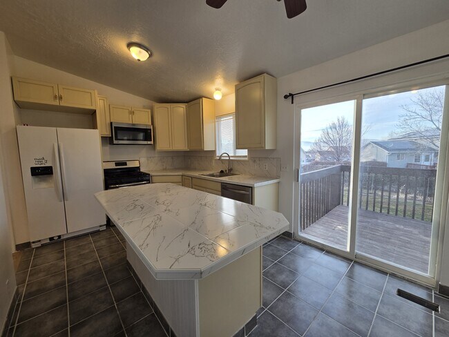 Foto del edificio - 1122 Southwest Dr