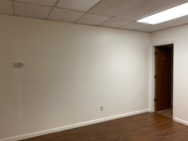 Building Photo - 10333 Seminole Blvd