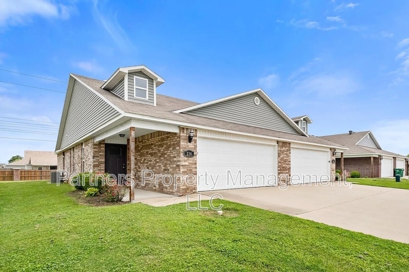 Photo - 234 E Anabranch Court - 1