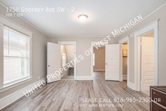 Foto del edificio - Available Now  | Cozy 2 Bedroom, 1 Bath Up...
