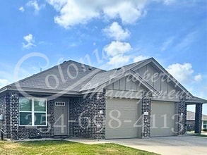 Building Photo - 3103 A Stonewall Dr