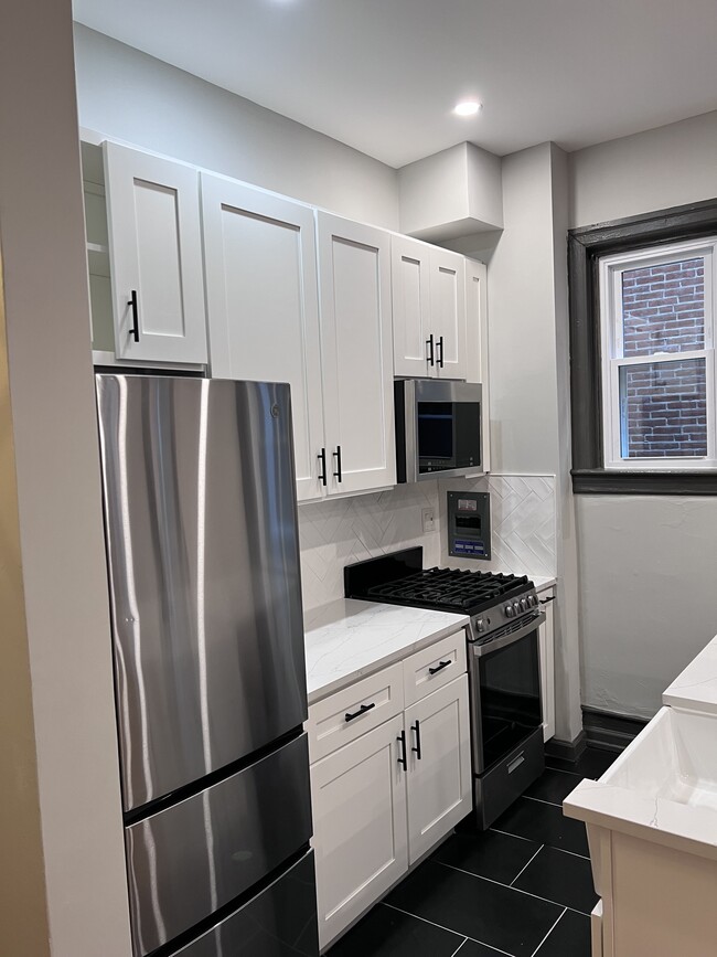 Kitchen - 240 S 13th St