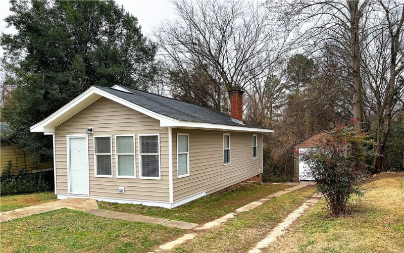 Primary Photo - 325 N Kendall St