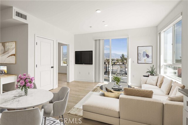 Foto del edificio - 11714 Archwood St