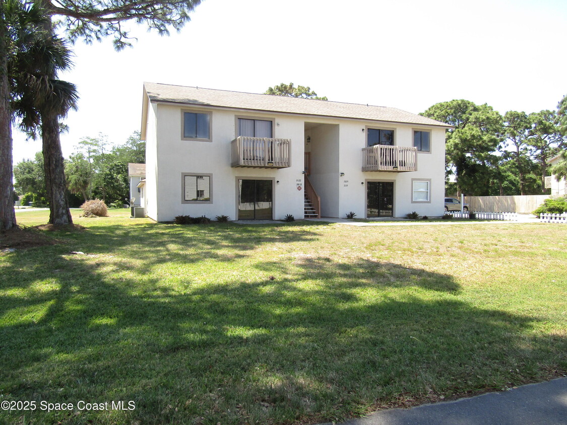 Primary Photo - 2612 Tree Ridge Ln NE