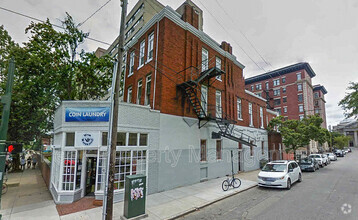 Building Photo - 511 N Ryland St