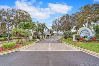Building Photo - 1214 Ocean Dunes Cir