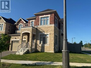 Building Photo - 4105 Channing Cres