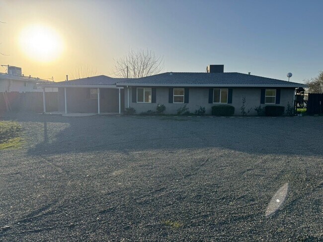 Foto del edificio - 3217 Sugarloaf Mountain Rd
