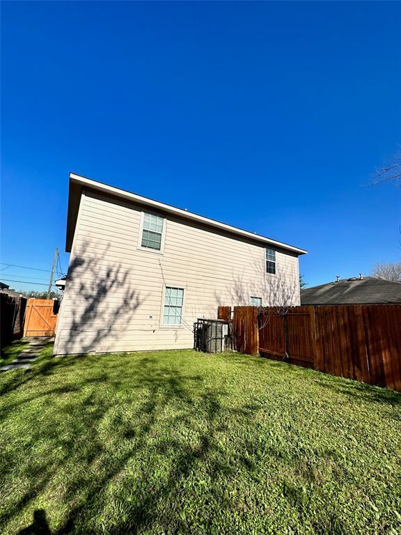 Foto del edificio - 3738 Lehall St
