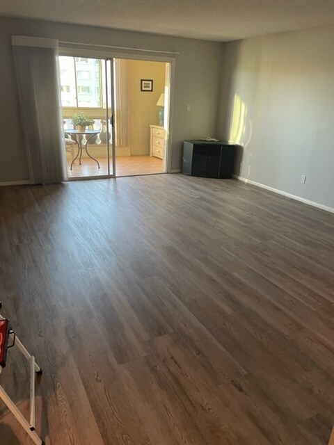Living room - 7840 E Camelback Rd