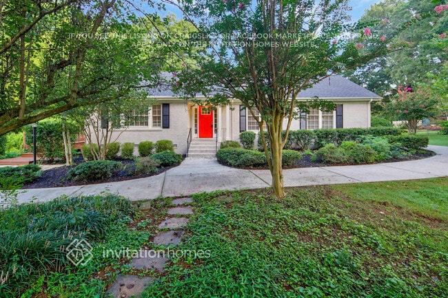 Building Photo - 8433 Dunsinane Dr