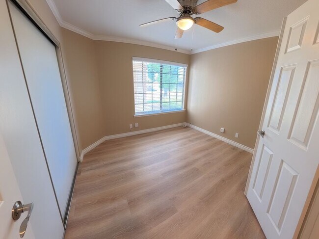 Foto del edificio - 30288 Mersey Ct