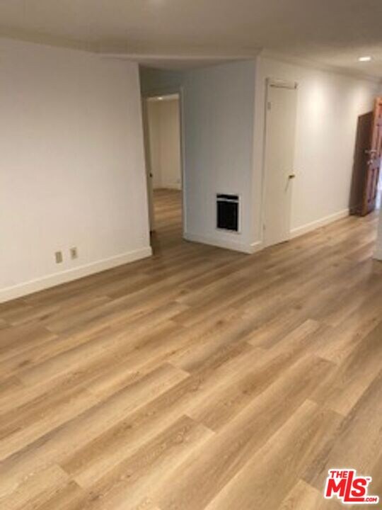 Foto del edificio - 730 N Eucalyptus Ave