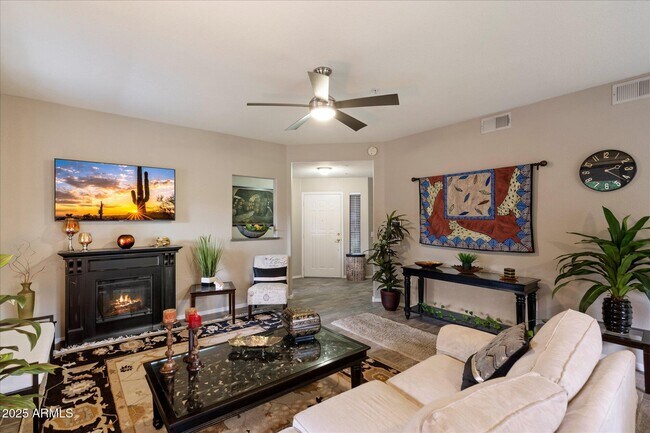 Foto del edificio - 15252 N 100th St