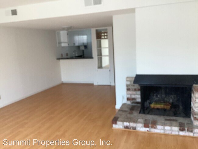 Foto del edificio - 2 br, 2 bath House - 3433 Norton Way #5