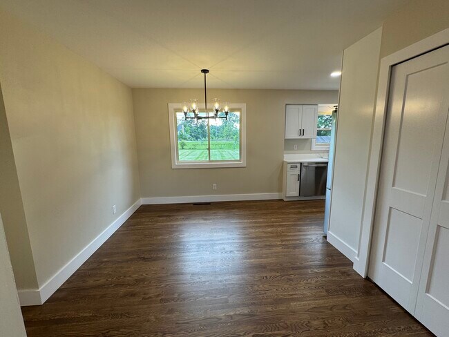 Foto del edificio - 10030 Shadybrook Ln