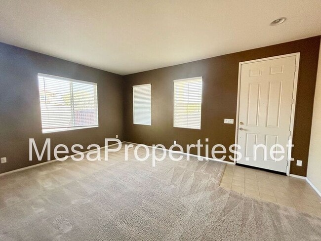 Building Photo - 12976 Romero Ln
