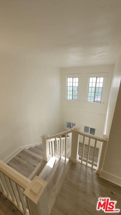 Building Photo - 712 W 46TH St