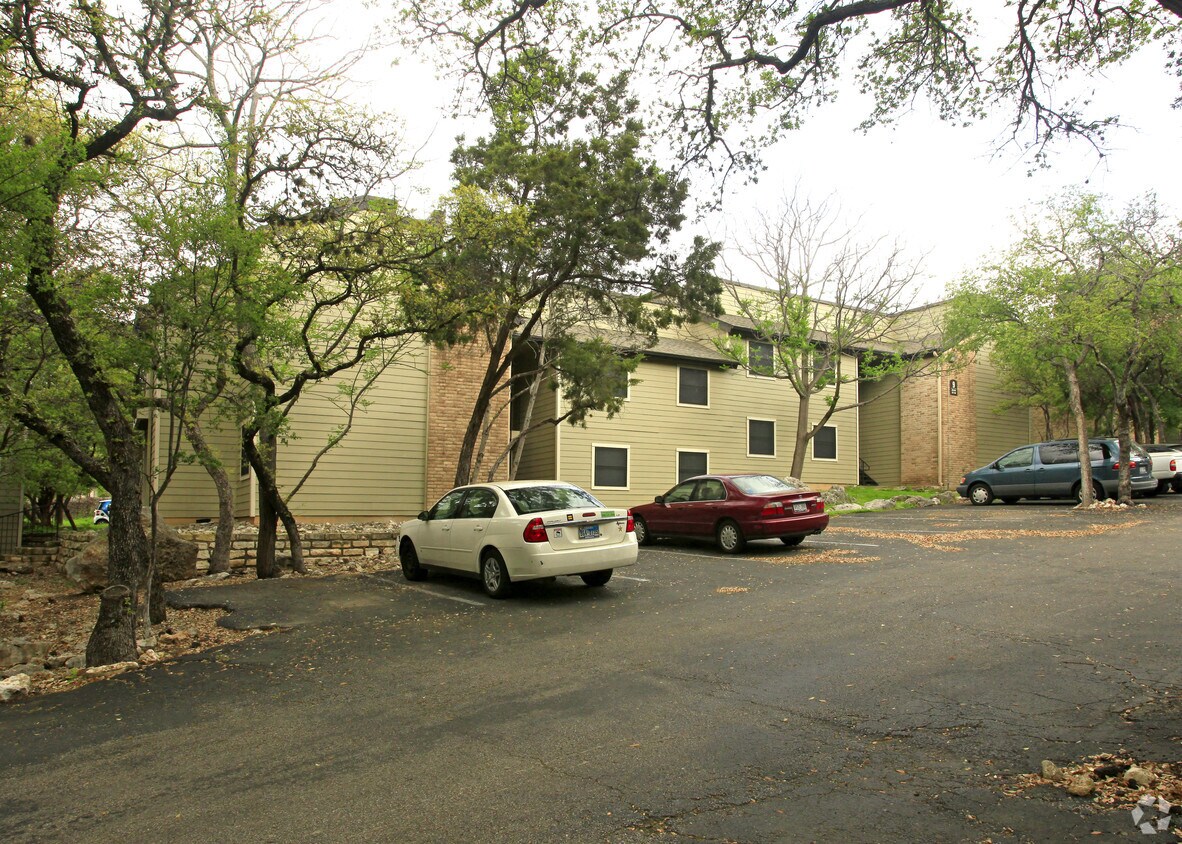 Westdale Creek Apartments in Austin, TX