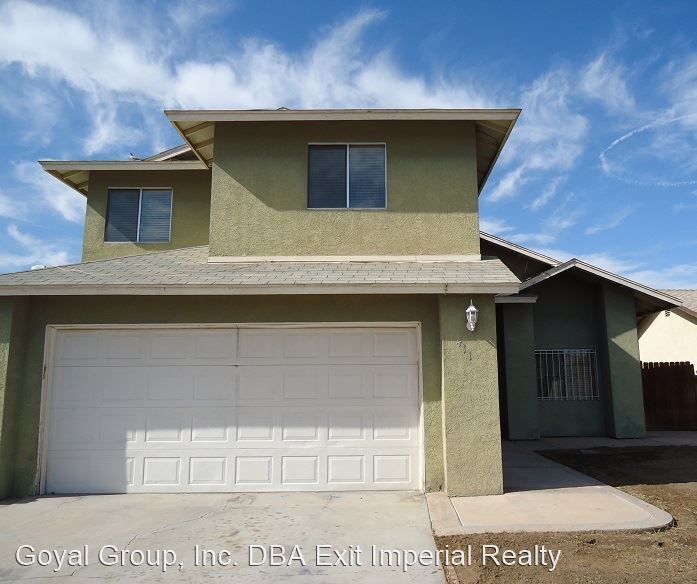 Foto principal - 4 br, 2.5 bath House - 411 Vaquero Trl.