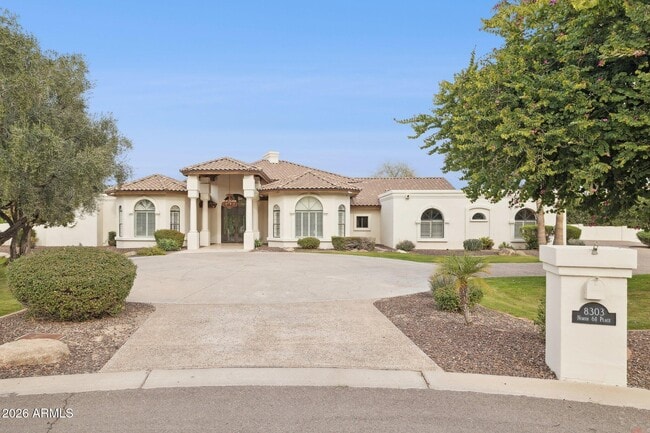 Foto del edificio - 8303 N 61st Pl