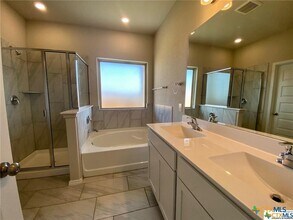 Building Photo - 2445 Ayers Dr