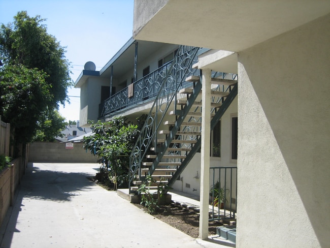 Building Photo - 1022 Grover Ave