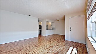 Building Photo - 304 S Habana Ave