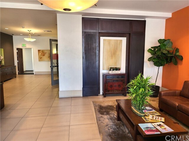Foto del edificio - 3223 W 6th St
