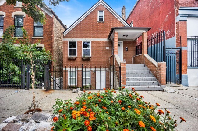 Foto del edificio - 1649 W 21st St
