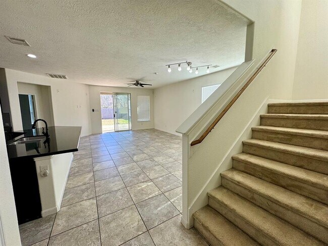 Building Photo - 15226 Keystone Bend Ln