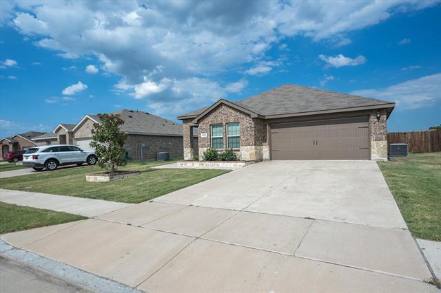 Building Photo - 1504 Buckaroo Ln