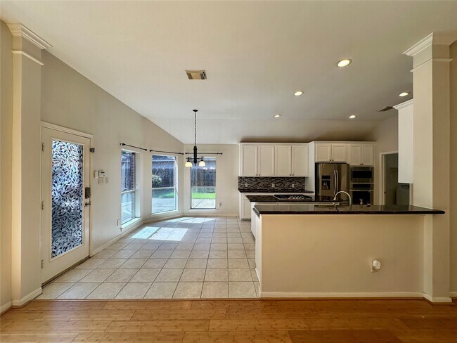 Foto del edificio - 1318 Cedar Terrace Ct