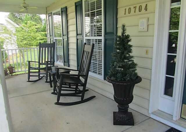 Foto del edificio - 10704 Debmoor Place