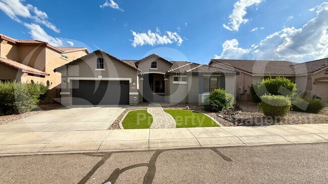 Photo - 4927 W Magdalena Ln House